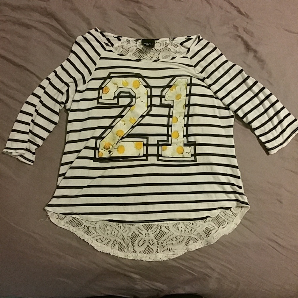 Rue 21 shirt